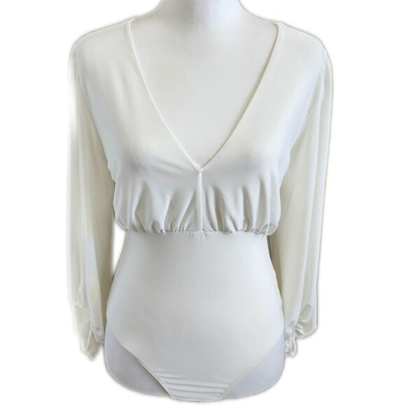 5/$55 21 Saints cream polyester deep v-neck  bodysuit, balloon sleeves, L - Picture 1 of 4